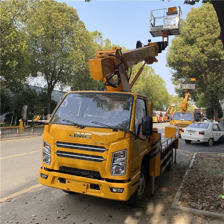 全新23米高空作業(yè)車亮相 園林綠化修剪新利器，可工廠定制改裝現(xiàn)代救護(hù)車型